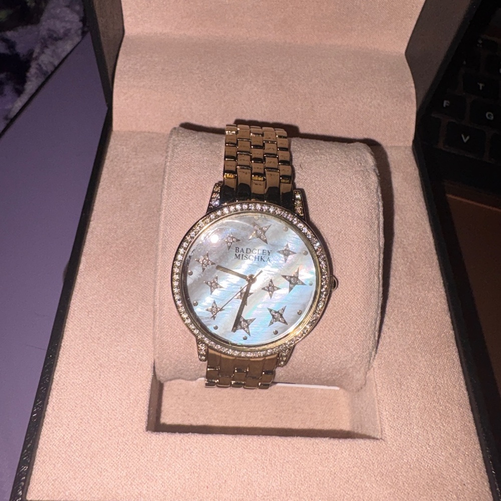 Gold-Tone Bracelet Watch With Star Accents - Picture 4 of 6